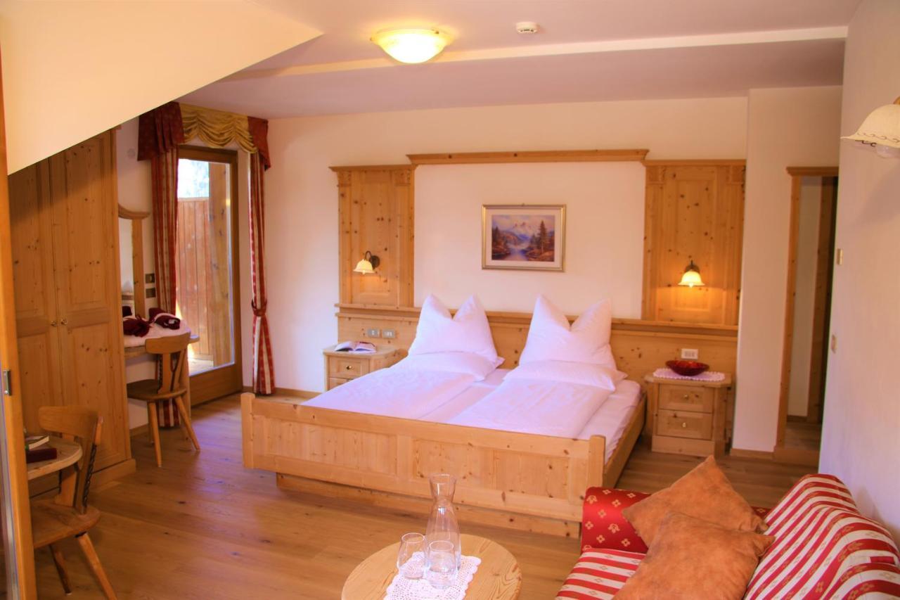 Hotel Alpenrose Dolomites La Valle Dış mekan fotoğraf