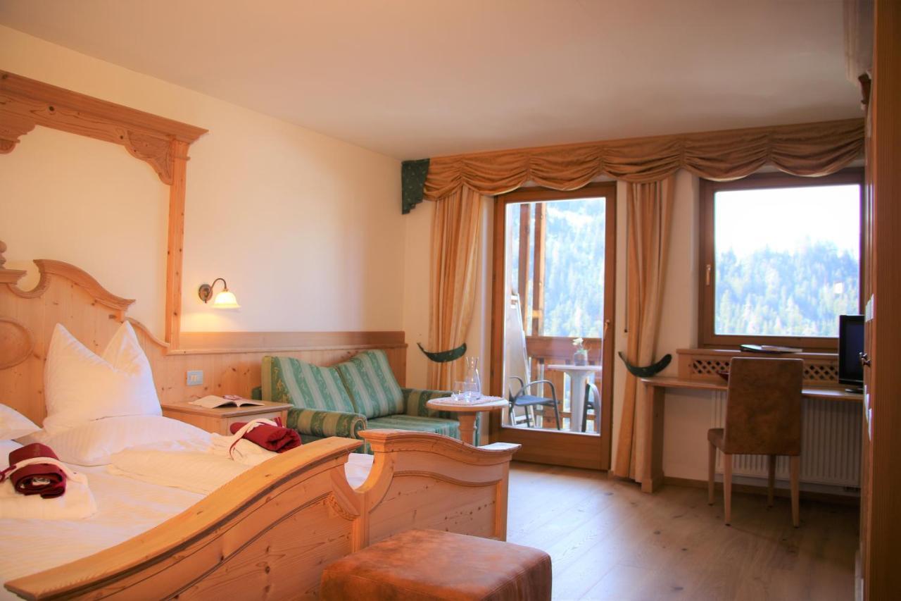Hotel Alpenrose Dolomites La Valle Dış mekan fotoğraf
