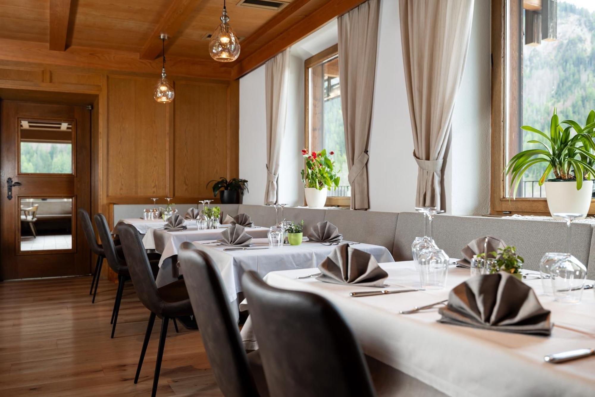 Hotel Alpenrose Dolomites La Valle Dış mekan fotoğraf