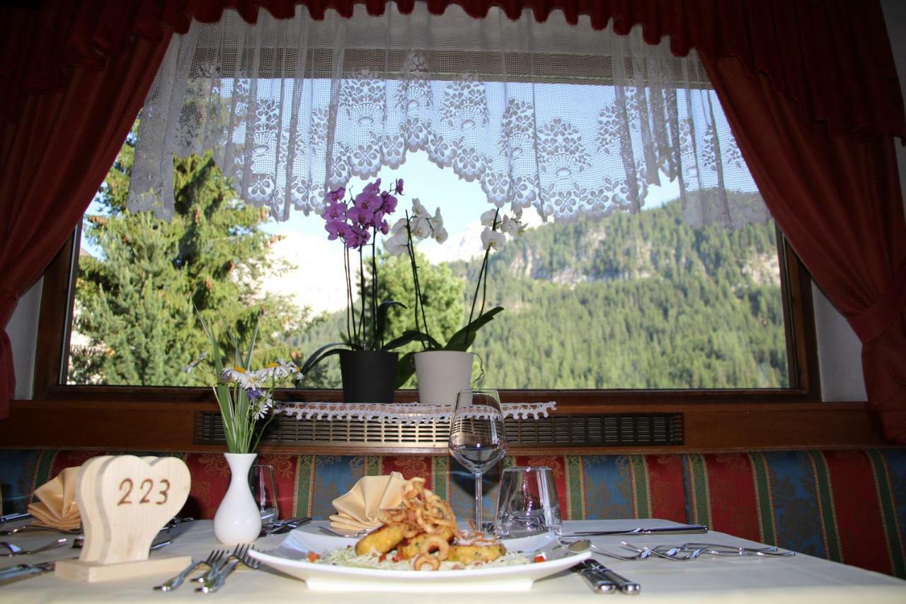 Hotel Alpenrose Dolomites La Valle Dış mekan fotoğraf